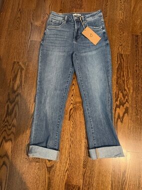 Women's Boyfriend Jeans in Medium Blue Wash 27/5